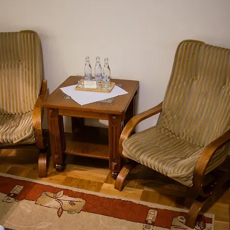 Dom Rekolekcyjny Vincentinum Bed & Breakfast *