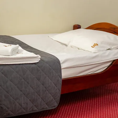 Dom Rekolekcyjny Vincentinum 3* Krzeszowice