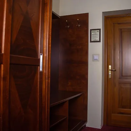 Dom Rekolekcyjny Vincentinum Bed & Breakfast