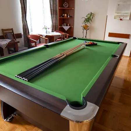 Dom Rekolekcyjny Vincentinum לינה וארוחת בוקר 3*